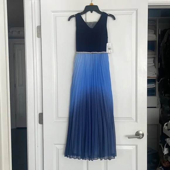 Girls special occasion dress size 14 - Picture 4 of 4